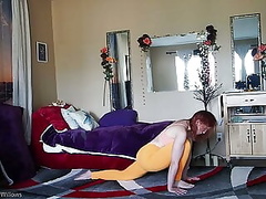 Aurora Willows in yellow yoga pants, hot cameltoe