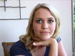 Flexible Amateur Gets Naughty Around the House