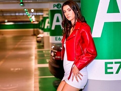 Mystery Linas long legs sex