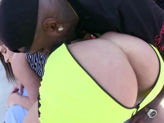 Girl with a very big ass is getting a very steamy cock ride