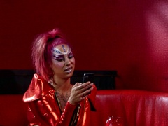 Lovely porn sweetheart Veronica Rose gives huge cock a hot blowjob