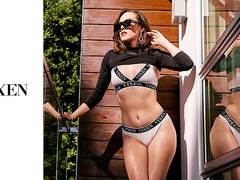 Exquisite Freya Parkers all natural action